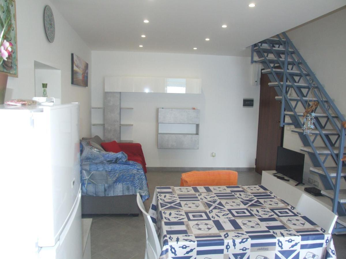 지아르디니낙소스 Casa Nicole Fronte Mare 빌라 외부 사진