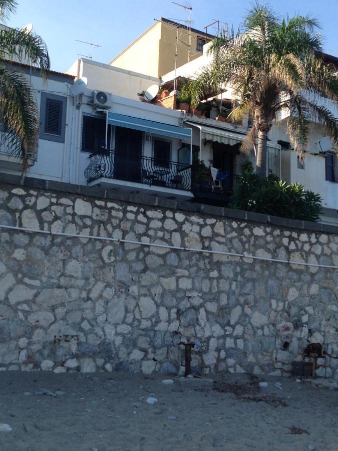지아르디니낙소스 Casa Nicole Fronte Mare 빌라 외부 사진