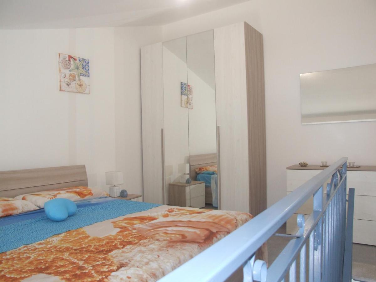 지아르디니낙소스 Casa Nicole Fronte Mare 빌라 외부 사진